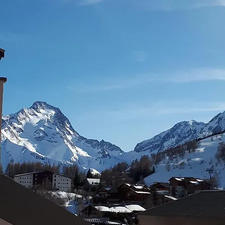 Apartment Petit Labellise Les 2 Alpes Arc En Ciel Telesiege Petite Aiguille Les Deux Alpes