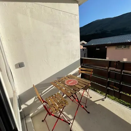 Petit Labellise Les 2 Alpes Arc En Ciel Telesiege Petite Aiguille Apartment