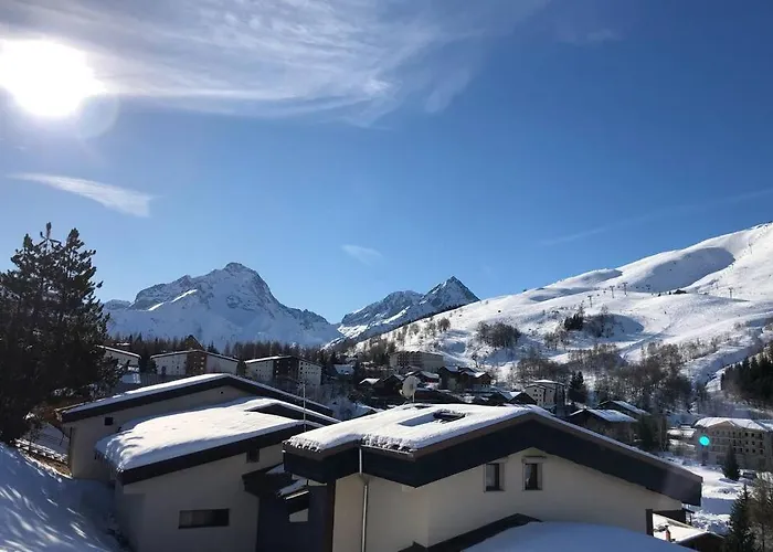 Apartment Petit Labellise Les 2 Alpes Arc En Ciel Telesiege Petite Aiguille *